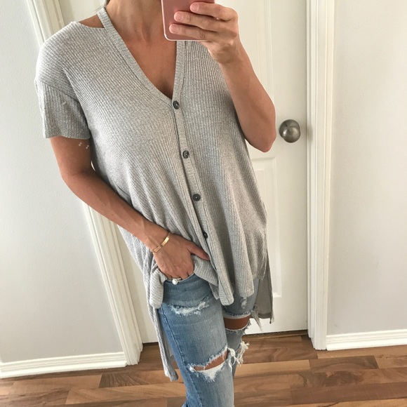 Final1 • H.Grey Ribbed Button Down - Picture 2 of 7